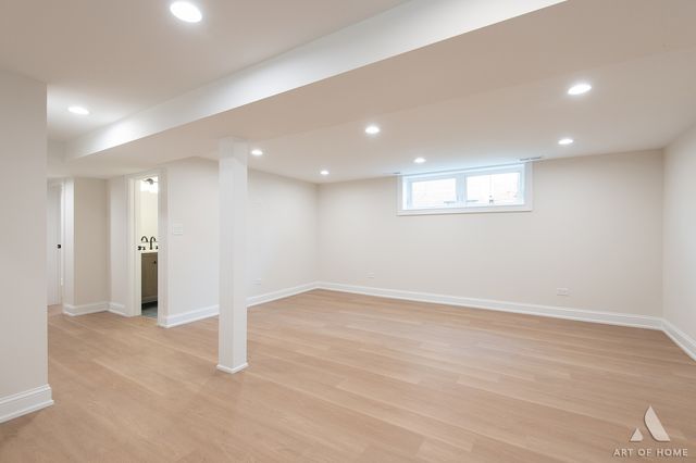 5814 S New England Avenue, Chicago, IL 60638