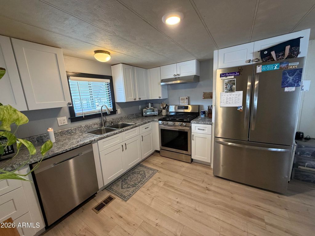 1855 W Wickenburg Way -- 67, Wickenburg, AZ 85390 — photo 5
