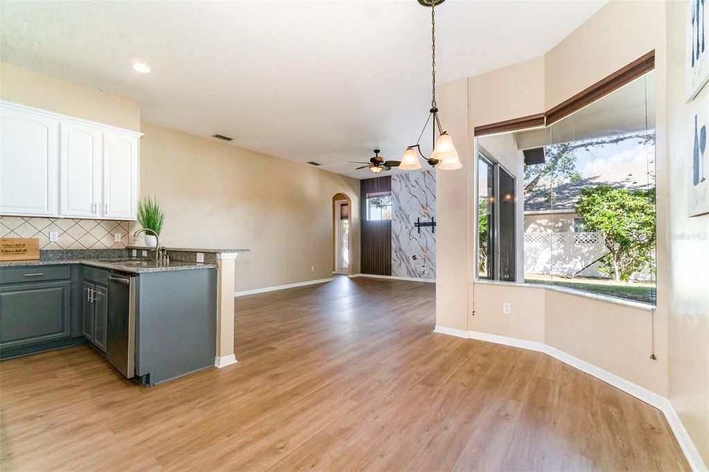 Image 11 of property listing at 6220 HEDGESPARROWS LANE, Sanford, FL 32771