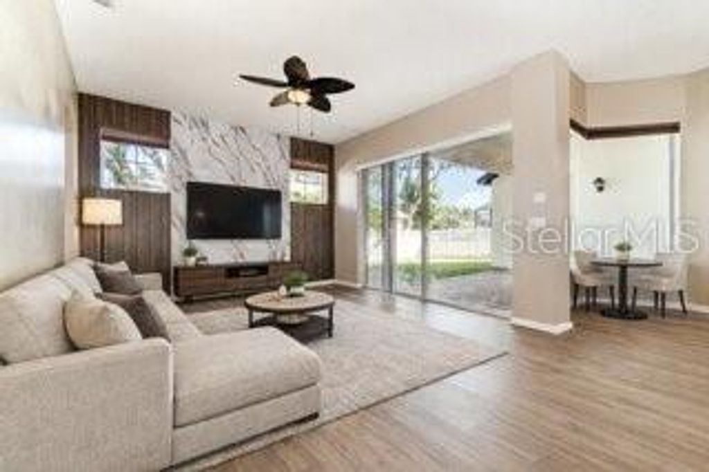 Image 14 of property listing at 6220 HEDGESPARROWS LANE, Sanford, FL 32771