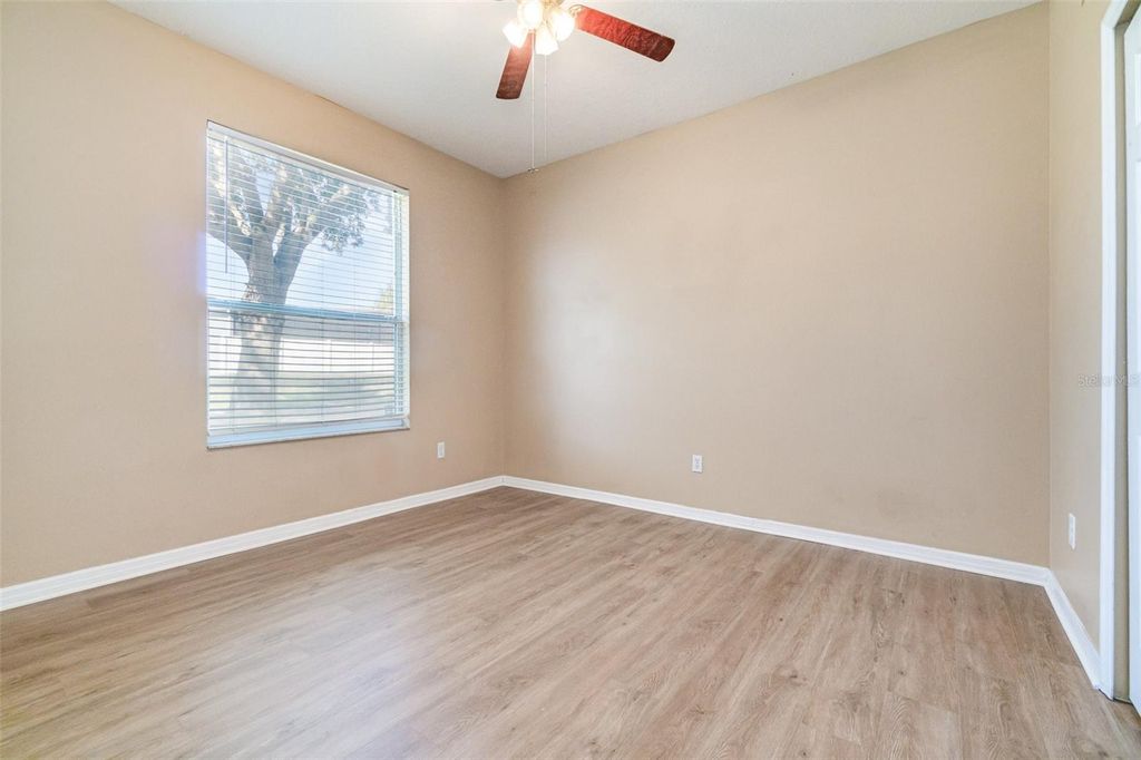 Image 25 of property listing at 6220 HEDGESPARROWS LANE, Sanford, FL 32771