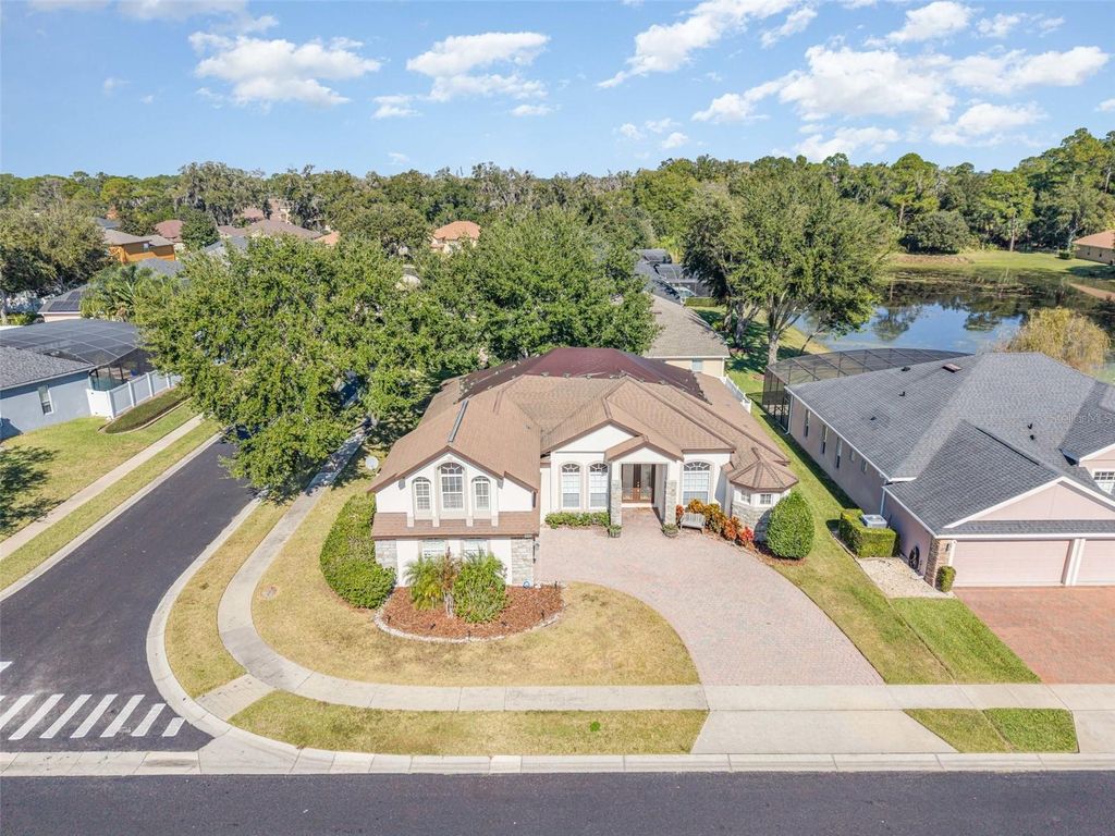 Image 35 of property listing at 6220 HEDGESPARROWS LANE, Sanford, FL 32771