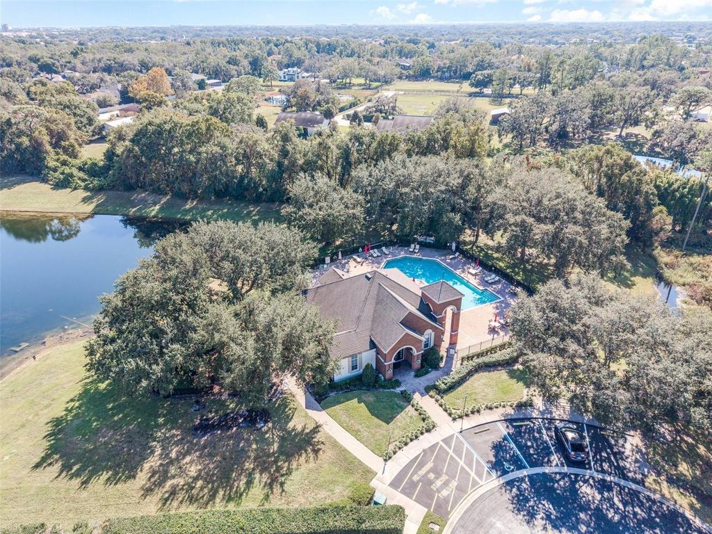 Image 41 of property listing at 6220 HEDGESPARROWS LANE, Sanford, FL 32771