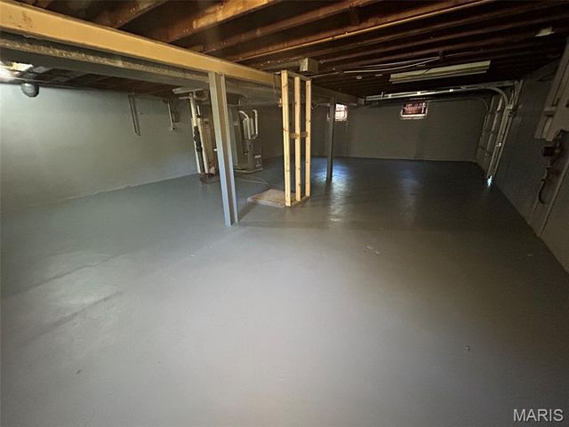 2945 Hilleman Avenue, St John, MO 63114