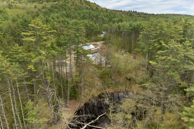 65 Green Mountain Road, Effingham, NH 03882
