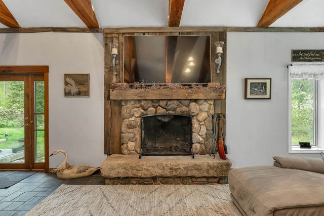 65 Green Mountain Road, Effingham, NH 03882