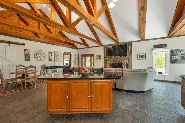65 Green Mountain Road, Effingham, NH 03882