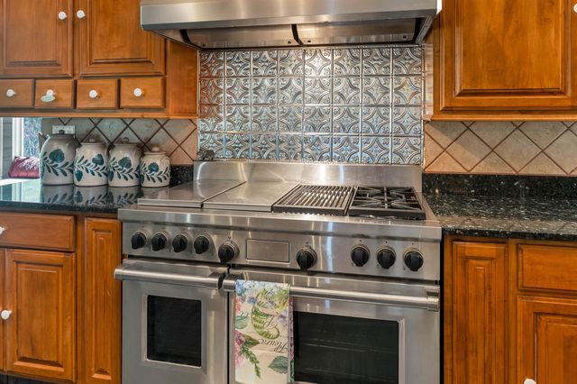 65 Green Mountain Road, Effingham, NH 03882