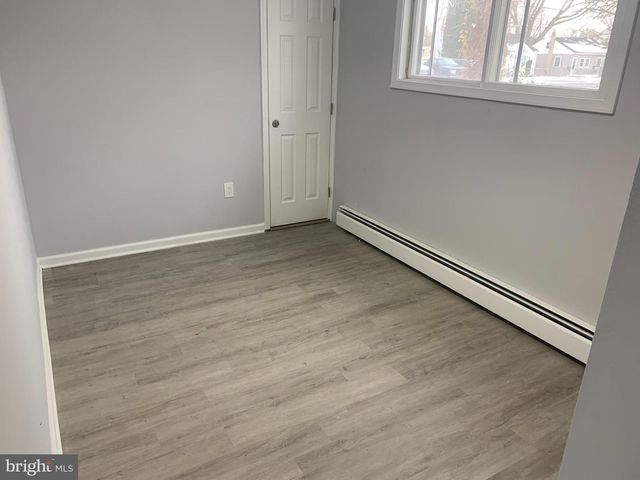 18 ARMOR CT, Middle River, MD 21220