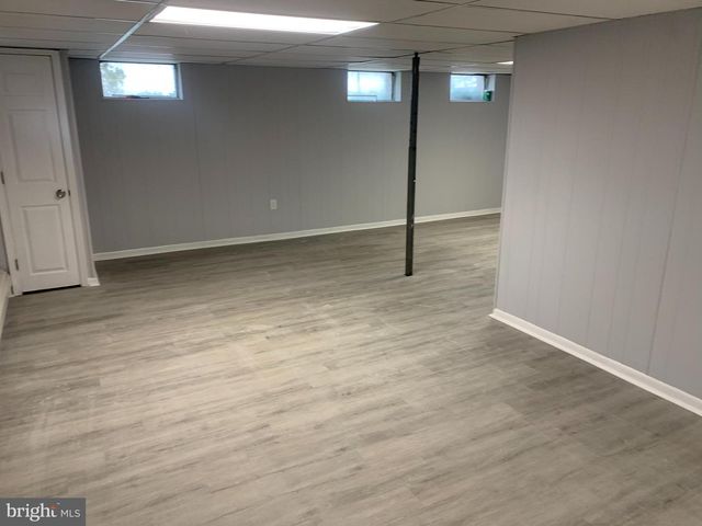 18 ARMOR CT, Middle River, MD 21220