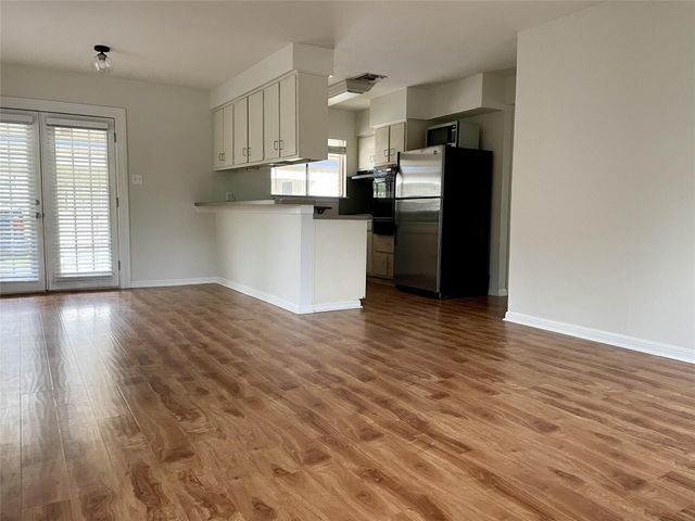 4617 Raintree BLVD, Austin, TX 78745