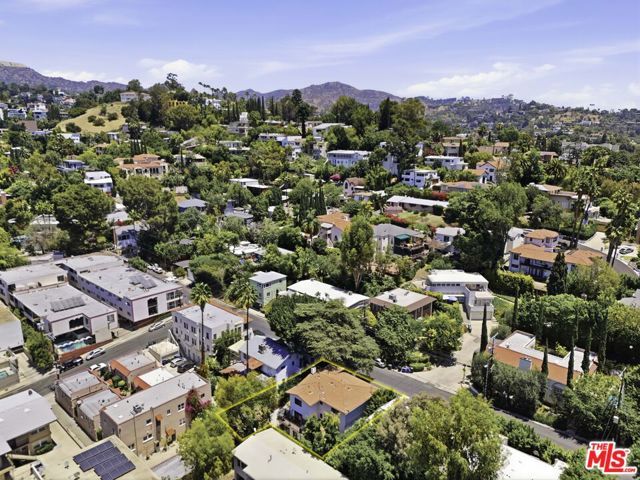 2127 Vine Street, Los Angeles, CA 90068