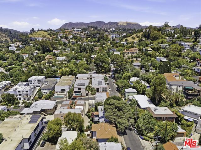 2127 Vine Street, Los Angeles, CA 90068