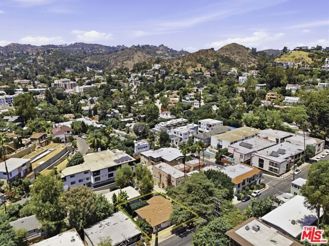 2127 Vine Street, Los Angeles, CA 90068