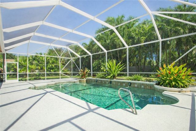 1710 Cassville Avenue, Vero Beach, FL 32966