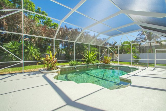 1710 Cassville Avenue, Vero Beach, FL 32966