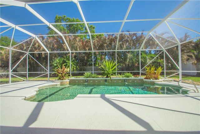 1710 Cassville Avenue, Vero Beach, FL 32966