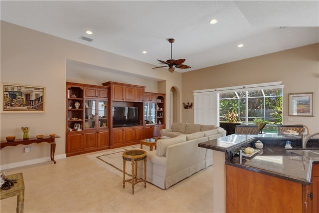 1710 Cassville Avenue, Vero Beach, FL 32966