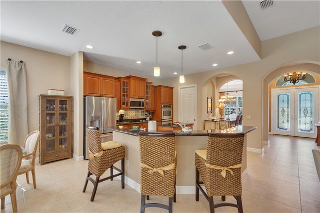 1710 Cassville Avenue, Vero Beach, FL 32966