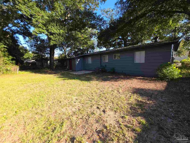 708 Massachusetts Ave, Pensacola, FL 32505