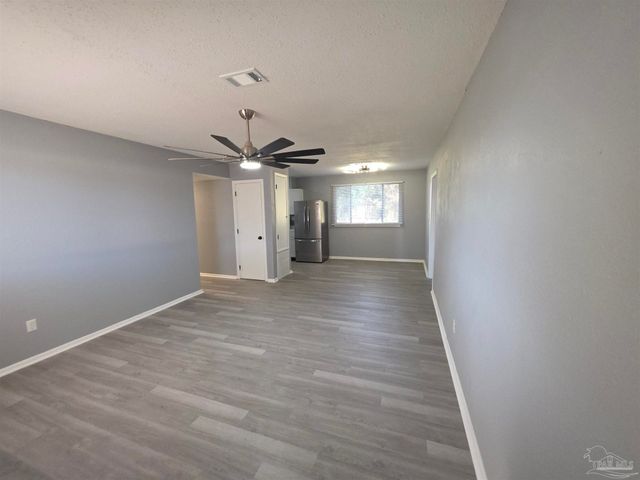 708 Massachusetts Ave, Pensacola, FL 32505