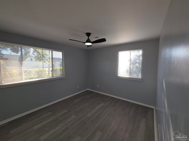 708 Massachusetts Ave, Pensacola, FL 32505