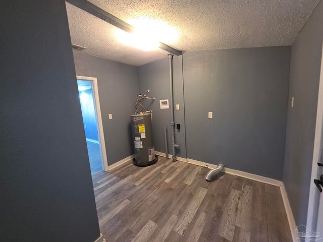 708 Massachusetts Ave, Pensacola, FL 32505