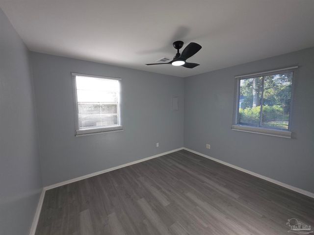 708 Massachusetts Ave, Pensacola, FL 32505