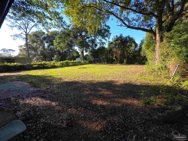 708 Massachusetts Ave, Pensacola, FL 32505