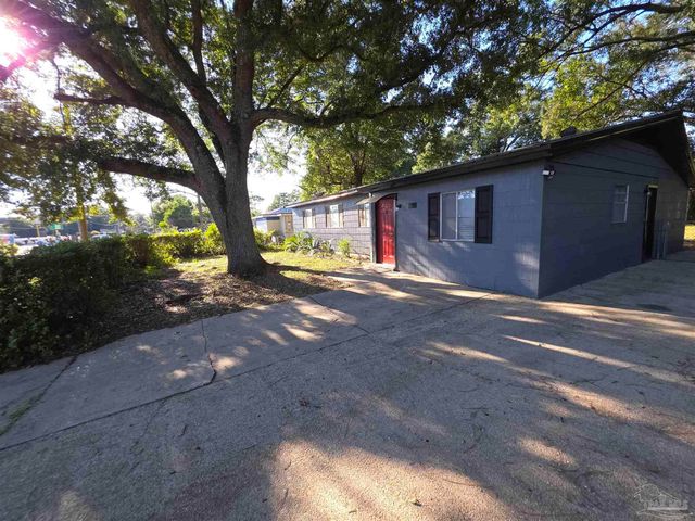 708 Massachusetts Ave, Pensacola, FL 32505
