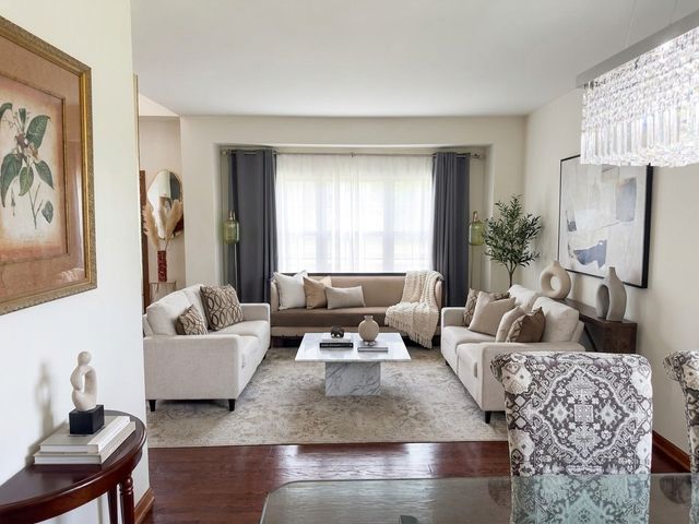 14615 Colonial Parkway, Plainfield, IL 60544