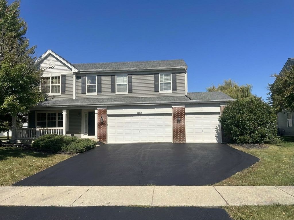 14615 Colonial Parkway, Plainfield, IL 60544