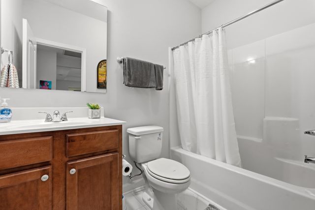 1816 Sapphire Dr., Longs, SC 29568