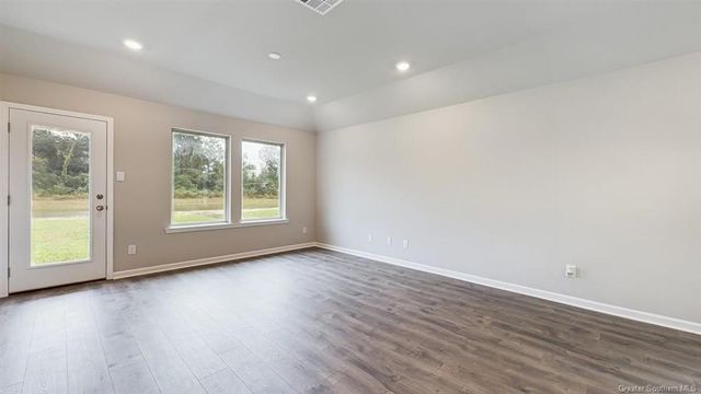 4007 Savannah Oaks Drive, Lake Charles, LA 70607