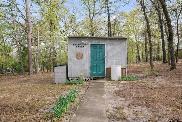 381 Knollwood Lane, Holly Lake Ranch, TX 75765