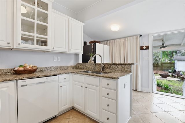 57 Henderson Avenue, Savannah, GA 31406