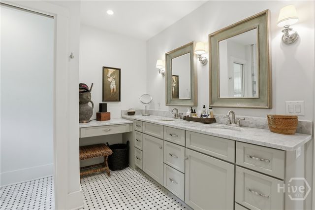 57 Henderson Avenue, Savannah, GA 31406