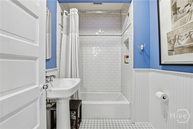 57 Henderson Avenue, Savannah, GA 31406