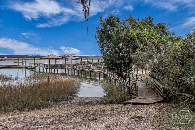 57 Henderson Avenue, Savannah, GA 31406