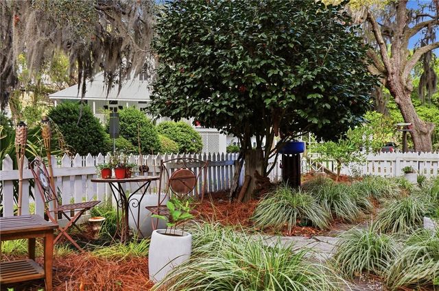 57 Henderson Avenue, Savannah, GA 31406