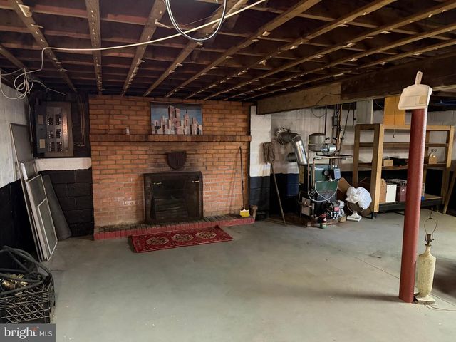 433 JULIUSTOWN PEMBERTON RD, Juliustown, NJ 08042
