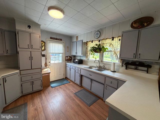 433 JULIUSTOWN PEMBERTON RD, Juliustown, NJ 08042