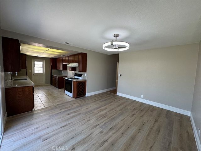 4037 S Ellesford, West Covina, CA 91792