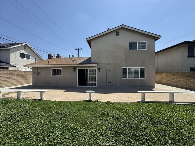 4037 S Ellesford, West Covina, CA 91792