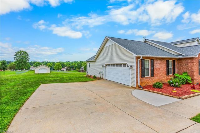 6669 Jennifer Lynn Drive, Trinity, NC 27370