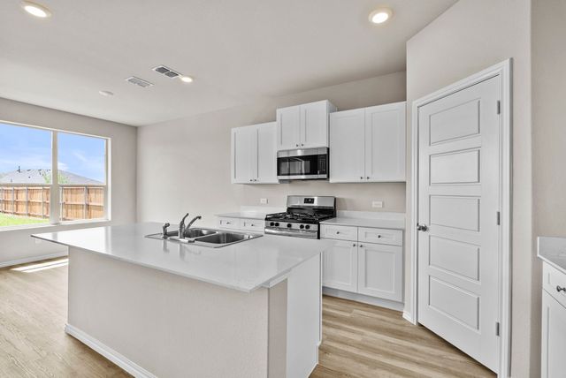 4321 Valley Brook Drive, Crowley, TX 76036