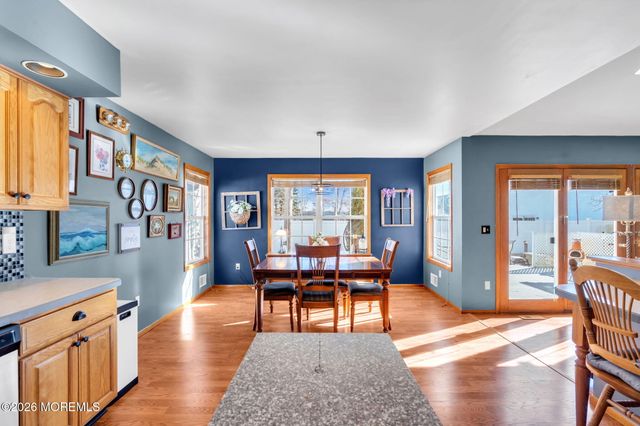 745 Surf Avenue, Beachwood, NJ 08722