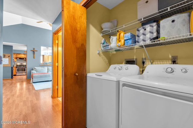 745 Surf Avenue, Beachwood, NJ 08722