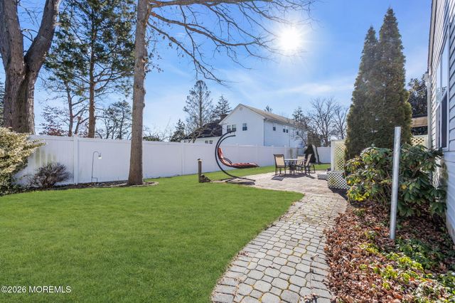 745 Surf Avenue, Beachwood, NJ 08722