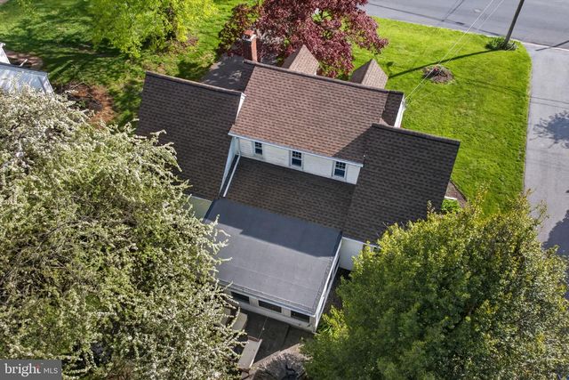 47 WABANK RD, Millersville, PA 17551